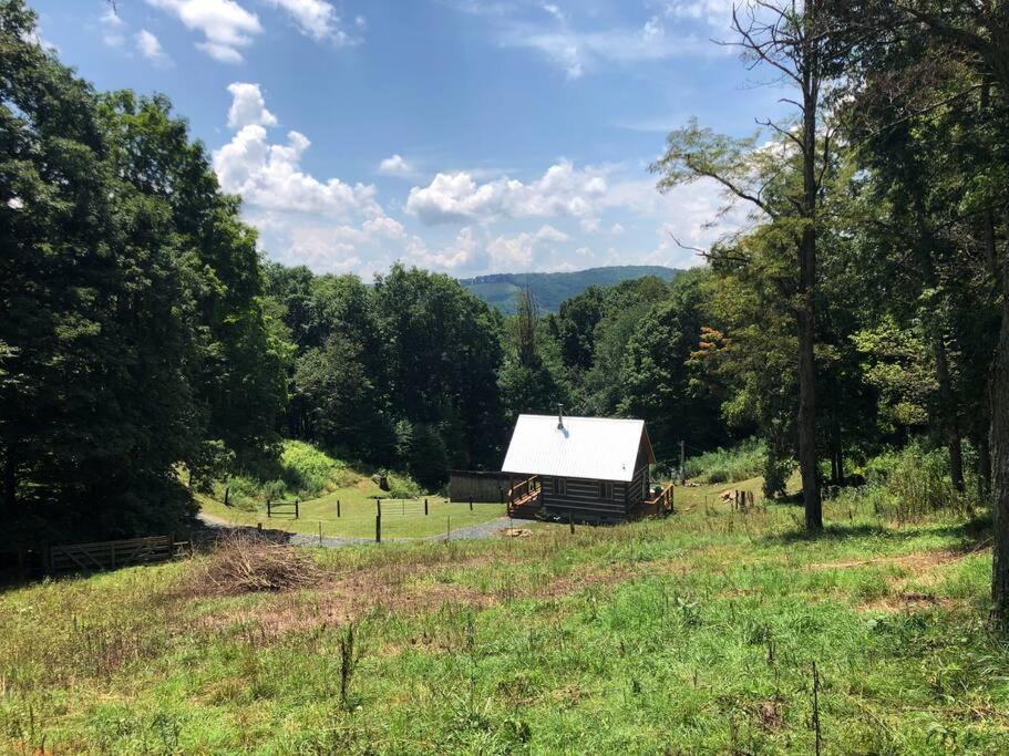 Cozy Near Grayson Highlands State Park Holiday home