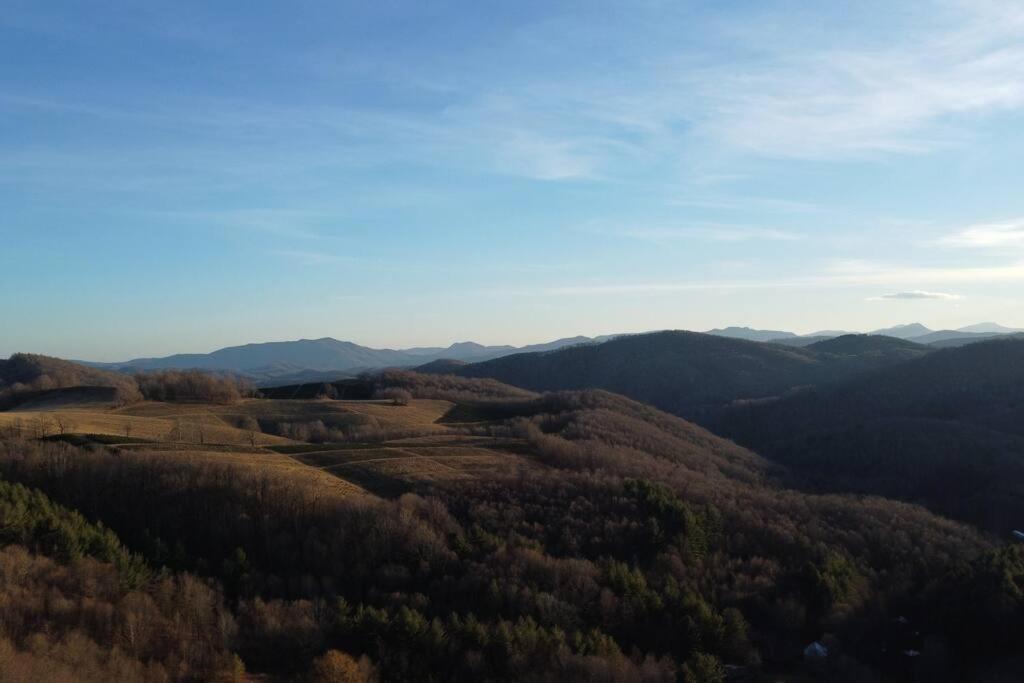 Cozy Near Grayson Highlands State Park Holiday home *